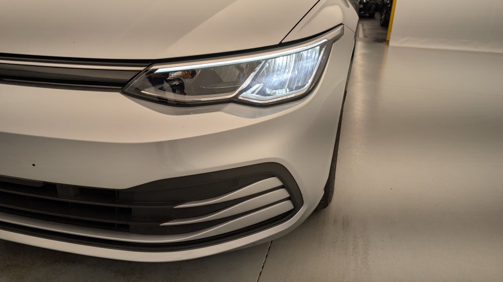 Photo véhicule 1 VOLKSWAGEN Golf 8 1.5 TSI ACT OPF 130 BVM6 LIFE