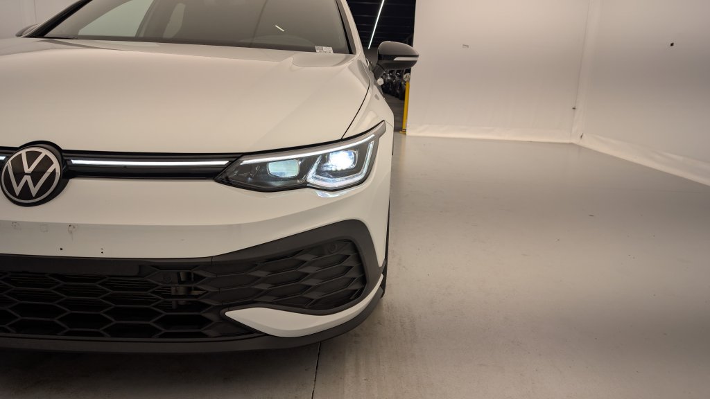 Photo véhicule 1 VOLKSWAGEN Golf 8 2.0 TSI 300 DSG7 GTI CLUBSPORT