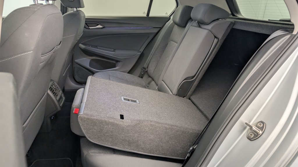 Photo véhicule 1 VOLKSWAGEN Golf 8 1.5 TSI ACT OPF 130 BVM6 LIFE