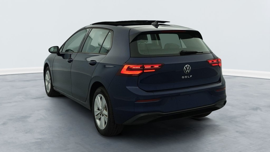 Photo véhicule 1 VOLKSWAGEN Golf 8 1.0 TSI OPF 110 BVM6 LIFE