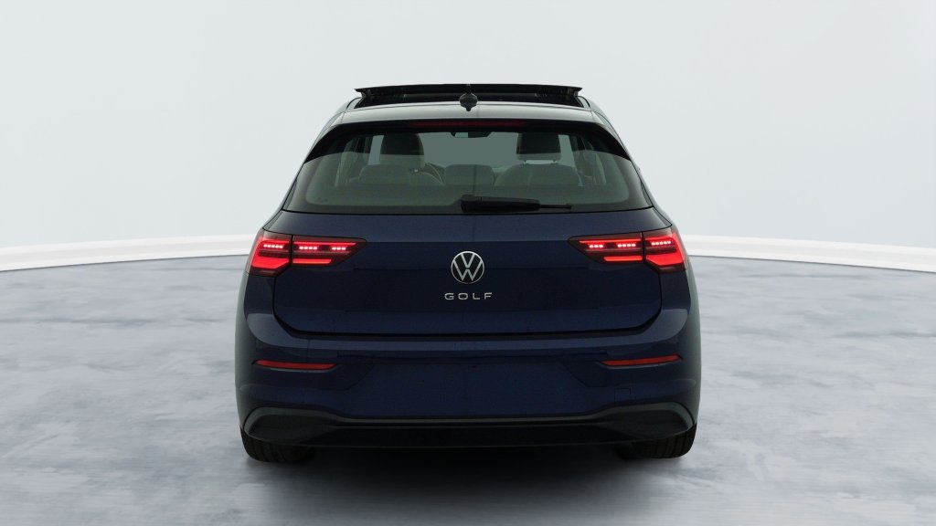 Photo véhicule 1 VOLKSWAGEN Golf 8 1.0 TSI OPF 110 BVM6 LIFE