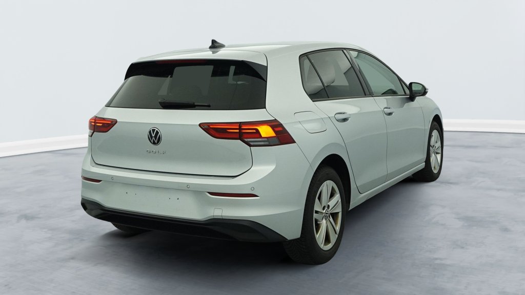 Photo véhicule 1 VOLKSWAGEN Golf 8 1.5 TSI ACT OPF 130 BVM6 LIFE