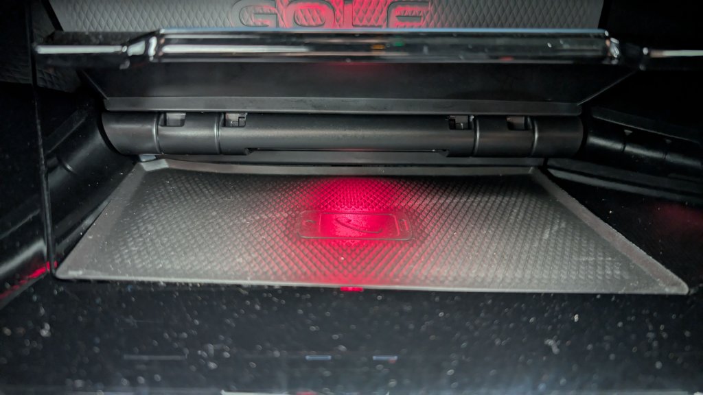Photo véhicule 1 VOLKSWAGEN Golf 8 2.0 TSI 300 DSG7 GTI CLUBSPORT