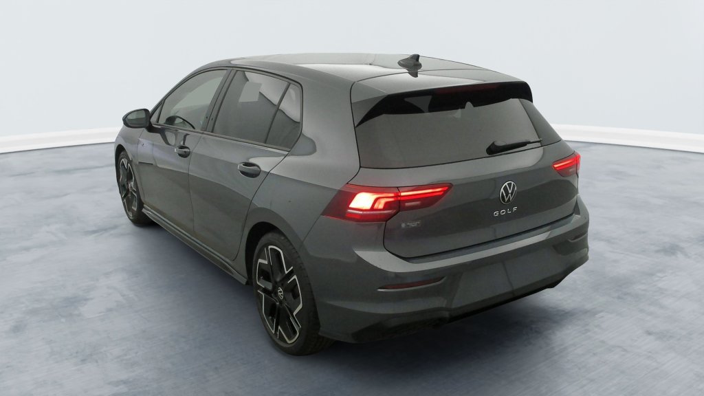 Photo véhicule 1 VOLKSWAGEN Golf 8 nouvelle 2.0 TDI 150 DSG7 R-LINE
