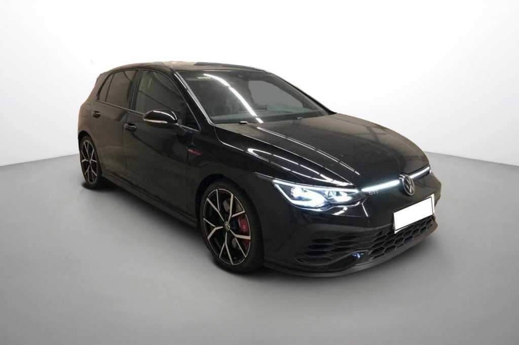 Photo véhicule 1 VOLKSWAGEN Golf Golf 2.0 TSI 300 DSG7 GTI Clubsport