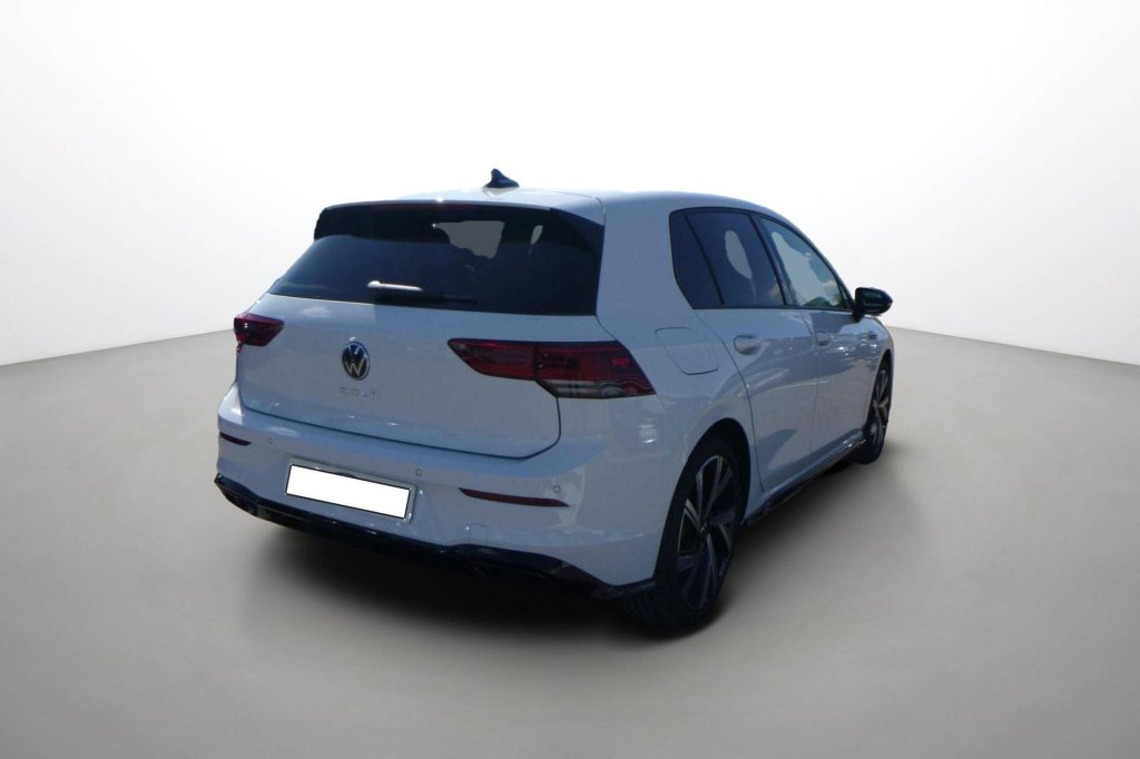 Photo véhicule 1 VOLKSWAGEN Golf Golf 2.0 TDI SCR 150 DSG7 R-Line