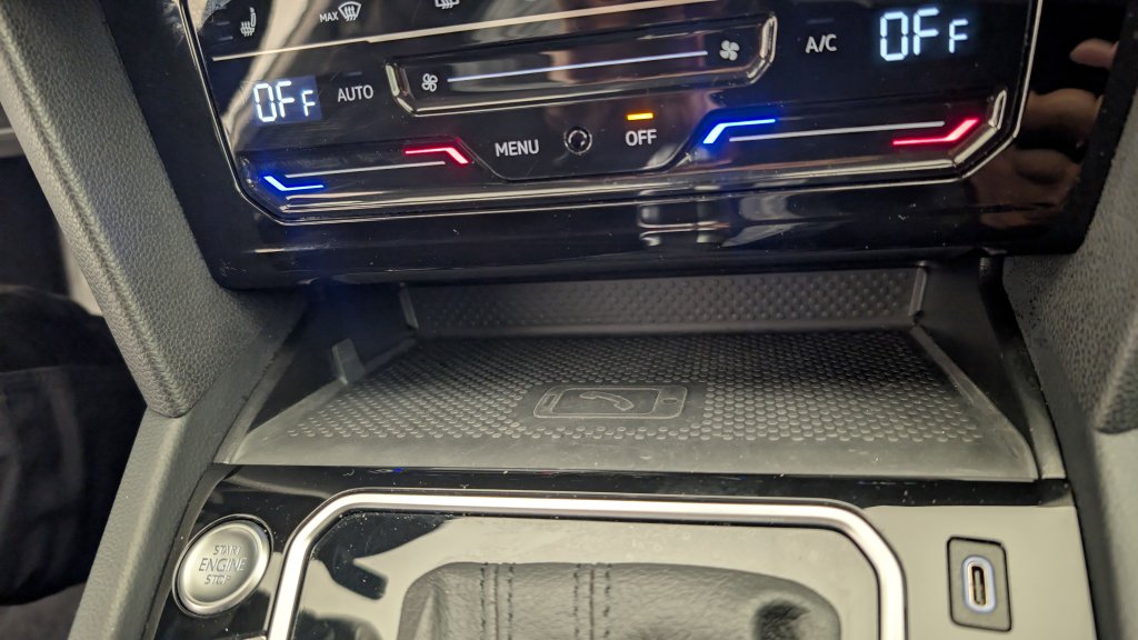 Photo véhicule 1 VOLKSWAGEN Passat sw 1.4 TSI Hybride Rechargeable DSG6 GTE