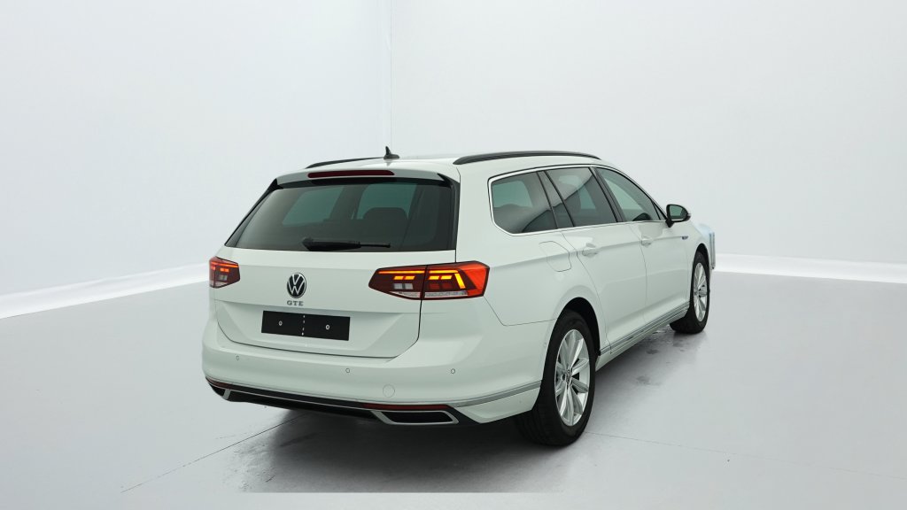 Photo véhicule 1 VOLKSWAGEN Passat sw 1.4 TSI Hybride Rechargeable DSG6 GTE