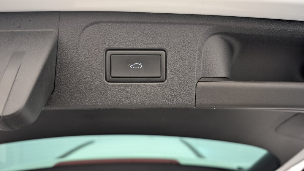 Photo véhicule 1 VOLKSWAGEN Passat sw 1.4 TSI Hybride Rechargeable DSG6 GTE
