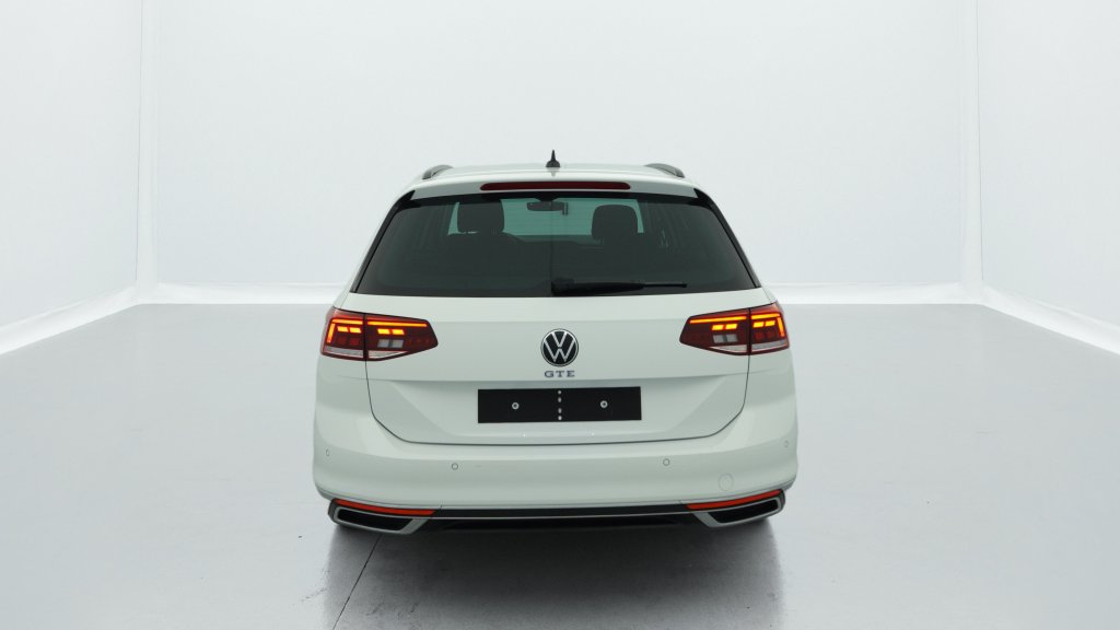 Photo véhicule 1 VOLKSWAGEN Passat sw 1.4 TSI Hybride Rechargeable DSG6 GTE