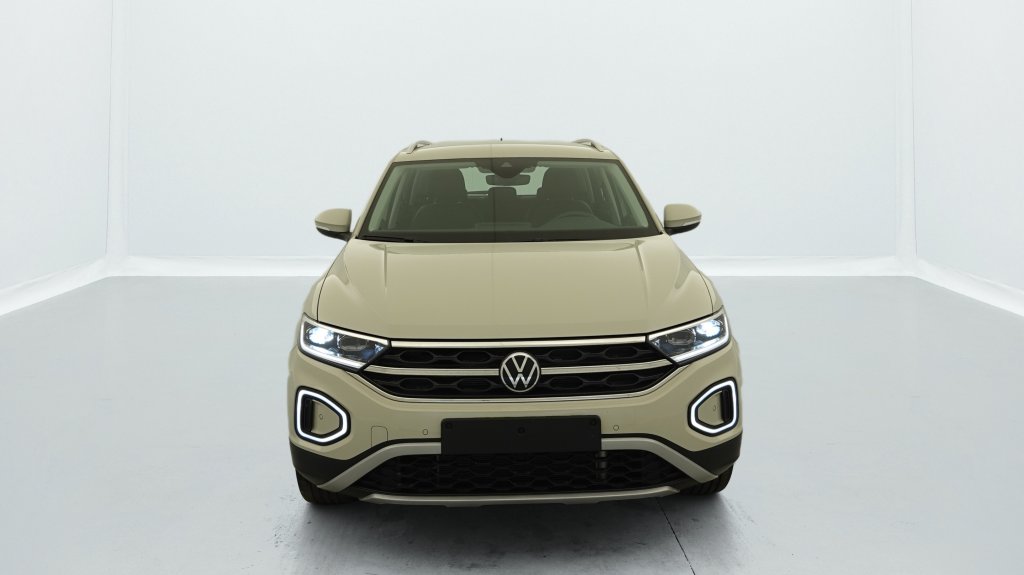 Photo véhicule 1 VOLKSWAGEN T-roc 1.5 TSI EVO 150 Start Stop DSG7 Style