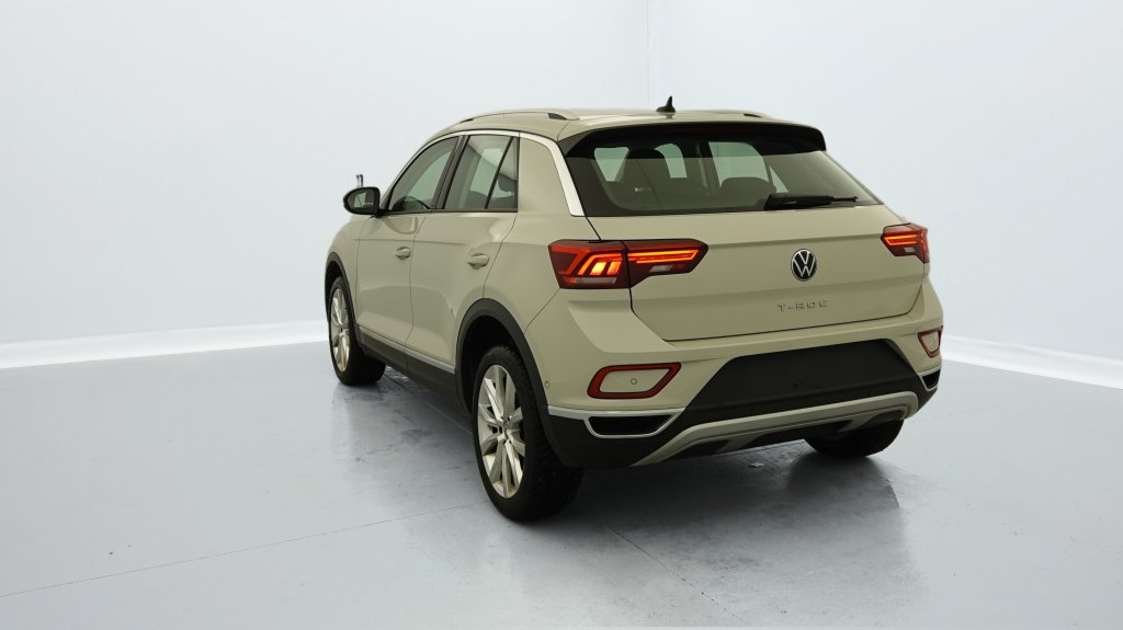 Photo véhicule 1 VOLKSWAGEN T-roc 1.5 TSI EVO 150 Start Stop DSG7 Style