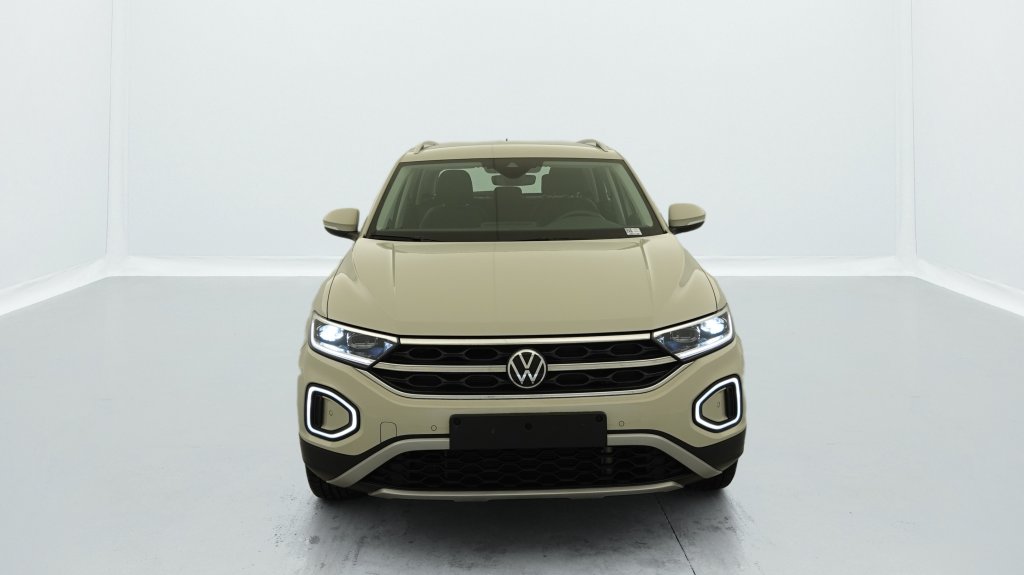 Photo véhicule 1 VOLKSWAGEN T-roc 1.5 TSI EVO 150 Start Stop DSG7 Style