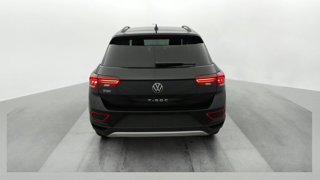 Photo véhicule 1 VOLKSWAGEN T-roc 1.5 TSI EVO2 150 Start Stop DSG7 Life