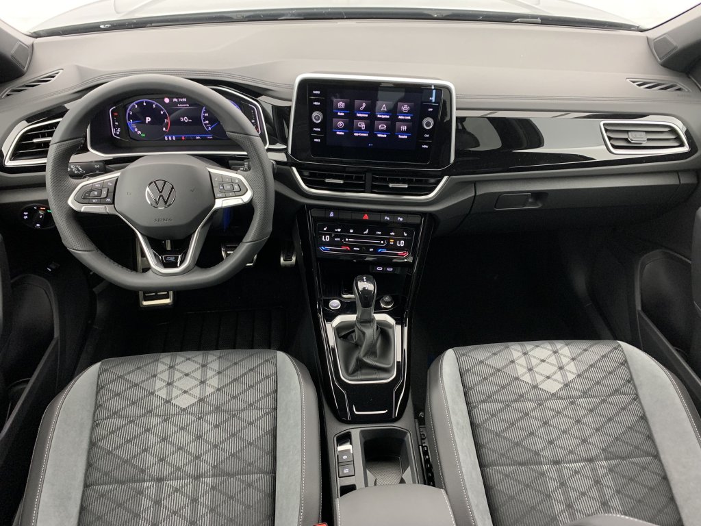 Photo véhicule 1 VOLKSWAGEN T-roc 1.5 TSI EVO2 150 Start Stop DSG7 R-Line Edition