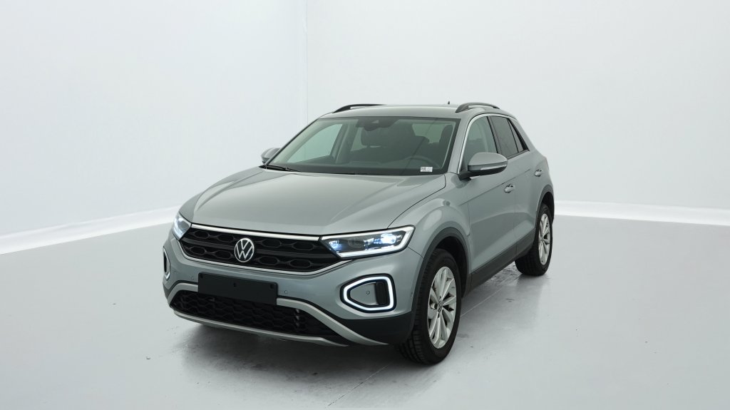 Photo véhicule 1 VOLKSWAGEN T-roc 1.5 TSI EVO2 150 Start Stop BVM6 Life