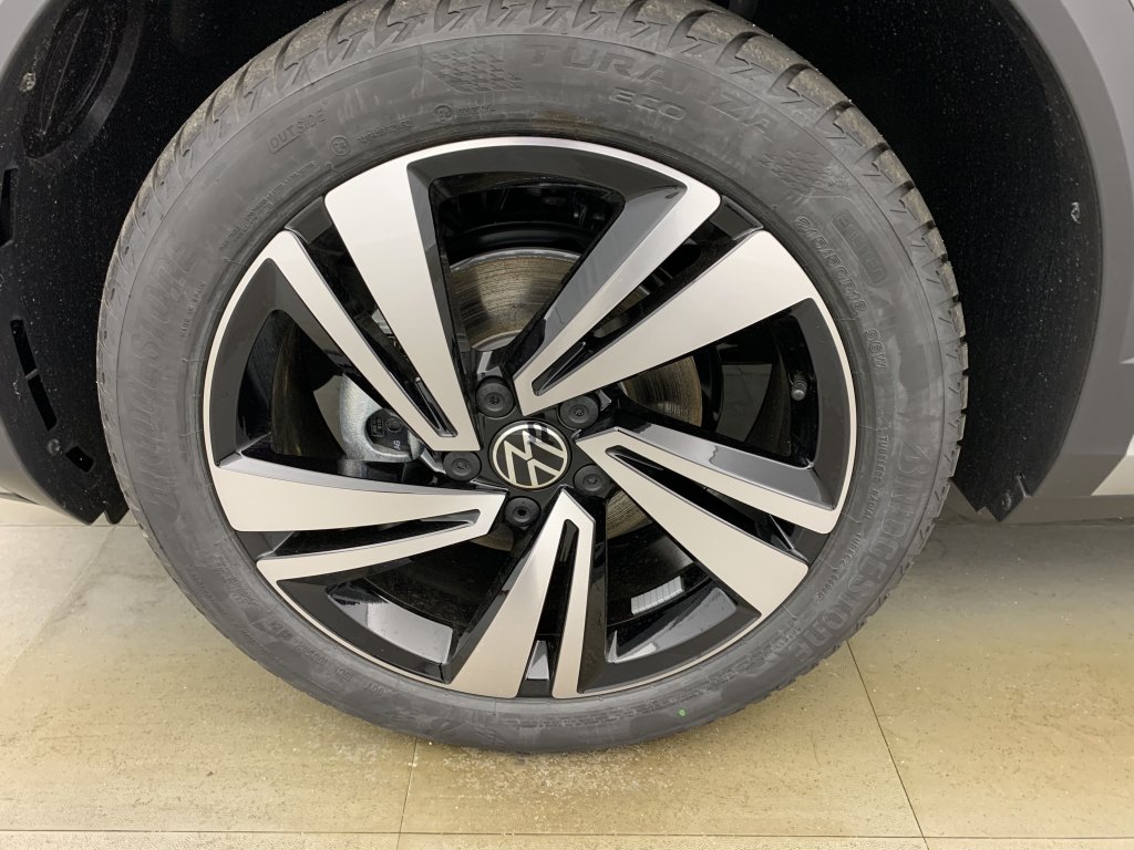 Photo véhicule 1 VOLKSWAGEN T-roc 1.5 TSI EVO2 150 Start Stop DSG7 R-Line Edition