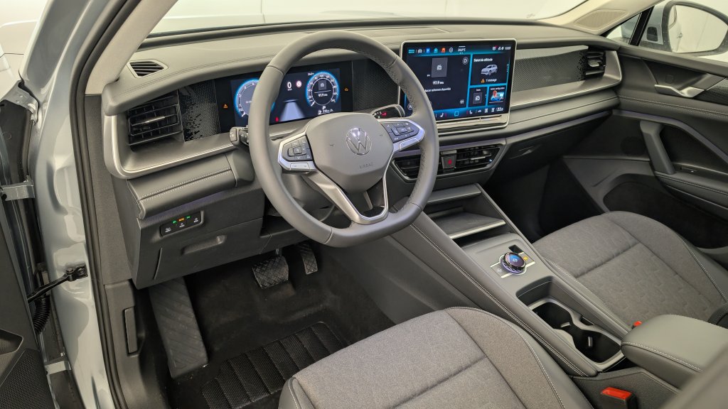 Photo véhicule 1 VOLKSWAGEN Tayron 1.5 eTSI 150ch DSG7 7pl Life Plus