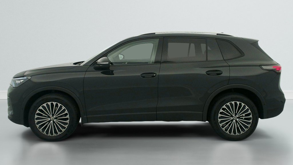 Photo véhicule 1 VOLKSWAGEN Tiguan nouveau 1.5 eTSI 150CV DSG7 LIFE PLUS