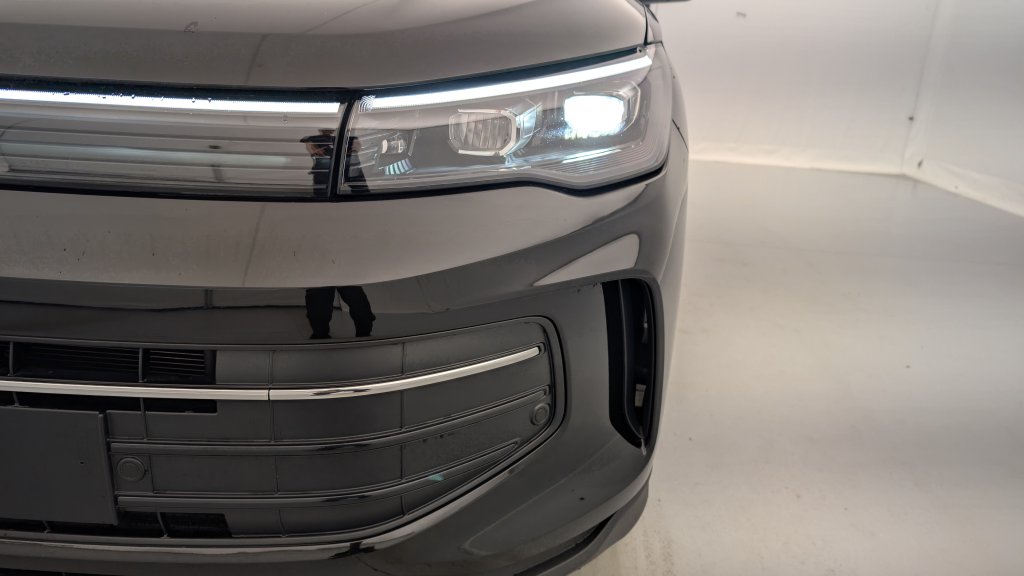 Photo véhicule 1 VOLKSWAGEN Tiguan nouveau 1.5 eTSI 150CV DSG7 LIFE PLUS