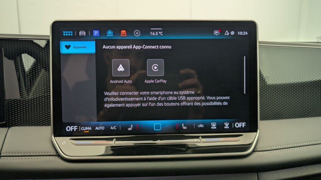 Photo véhicule 1 VOLKSWAGEN Tiguan nouveau 1.5 eTSI 150CV DSG7 LIFE PLUS
