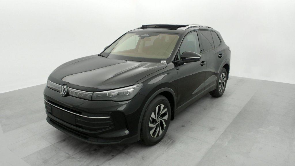 Photo véhicule 1 VOLKSWAGEN Tiguan nouveau 1.5 ETSI 150CH DSG7 VW EDITION