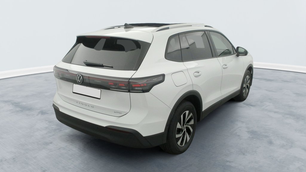Photo véhicule 1 VOLKSWAGEN Tiguan nouveau 1.5 eTSI 150CV DSG7 LIFE PLUS