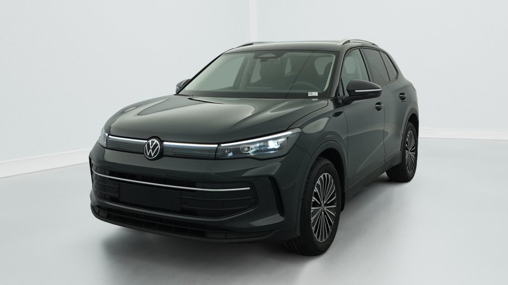 Photo véhicule 1 VOLKSWAGEN Tiguan nouveau 1.5 eTSI 150CV DSG7 LIFE PLUS
