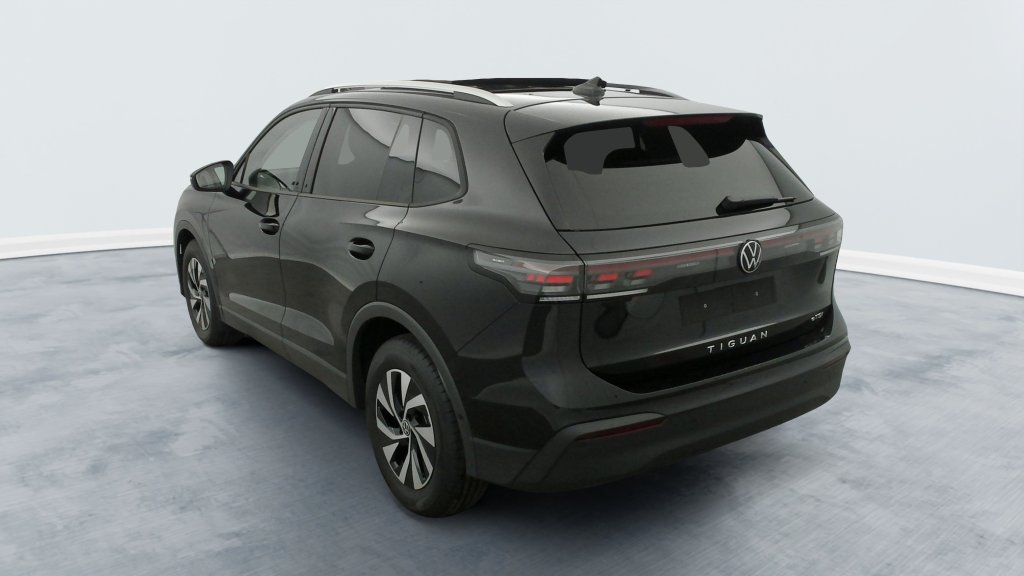 Photo véhicule 1 VOLKSWAGEN Tiguan nouveau 1.5 eTSI 150CV DSG7 LIFE PLUS