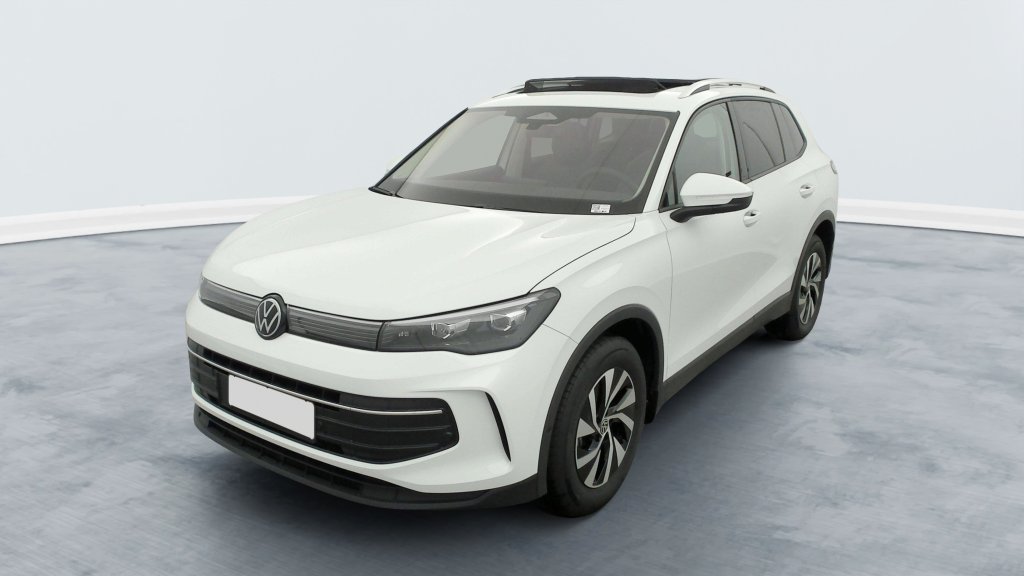Photo véhicule 1 VOLKSWAGEN Tiguan nouveau 1.5 eTSI 150CV DSG7 LIFE PLUS